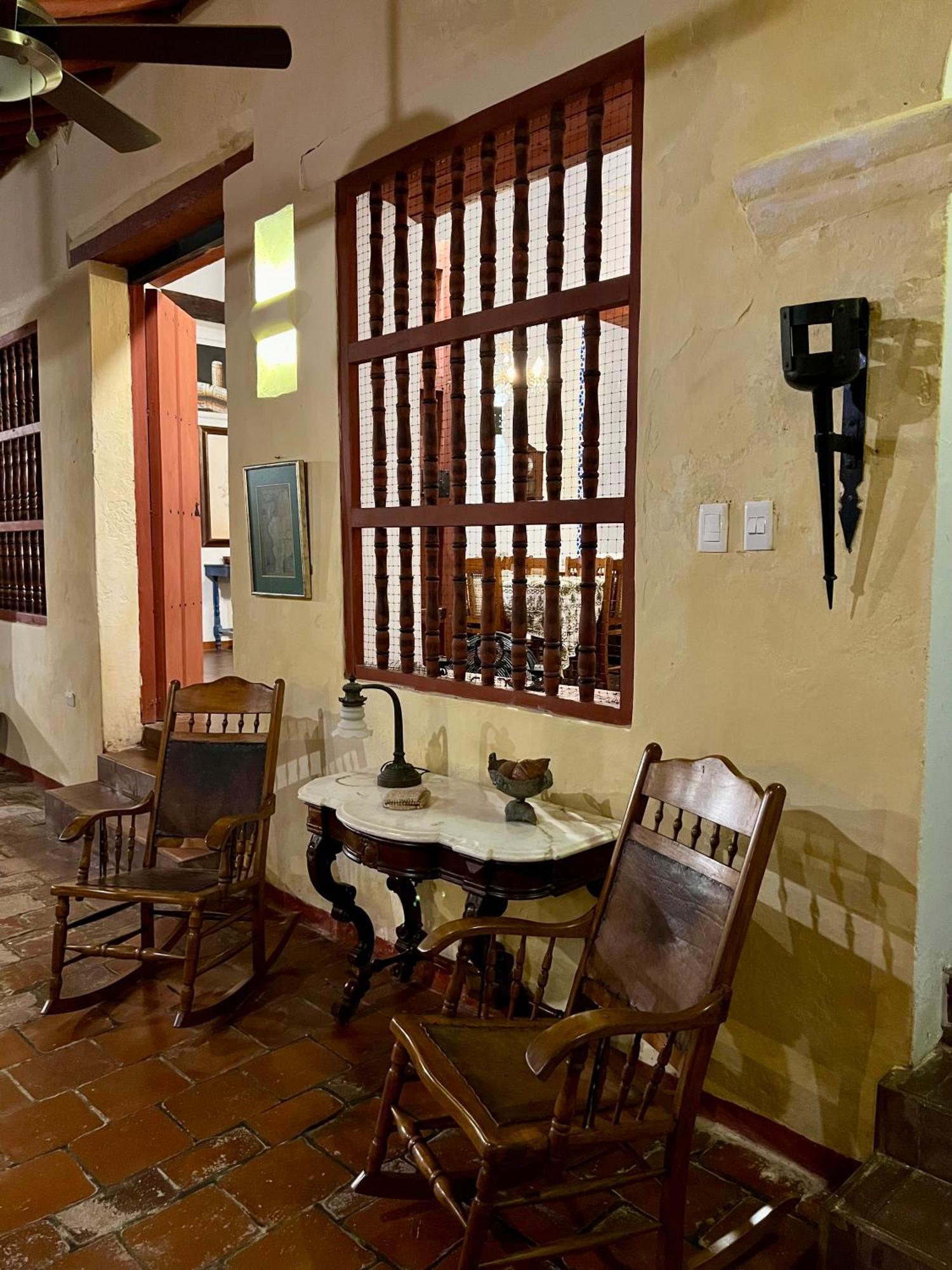 Casa Sinning-Ano1637 Mompos Luaran gambar